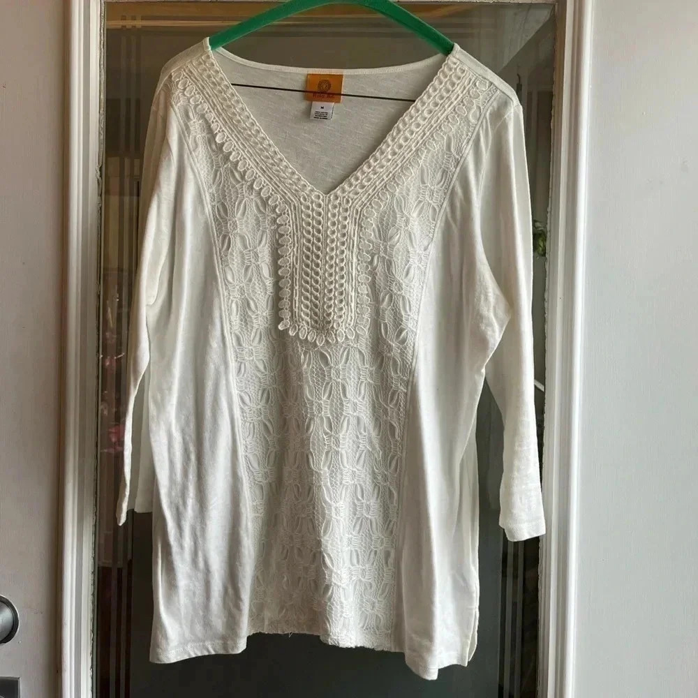 Ruby Rd. Cream‎ 3/4 Sleeve Lace Detail M